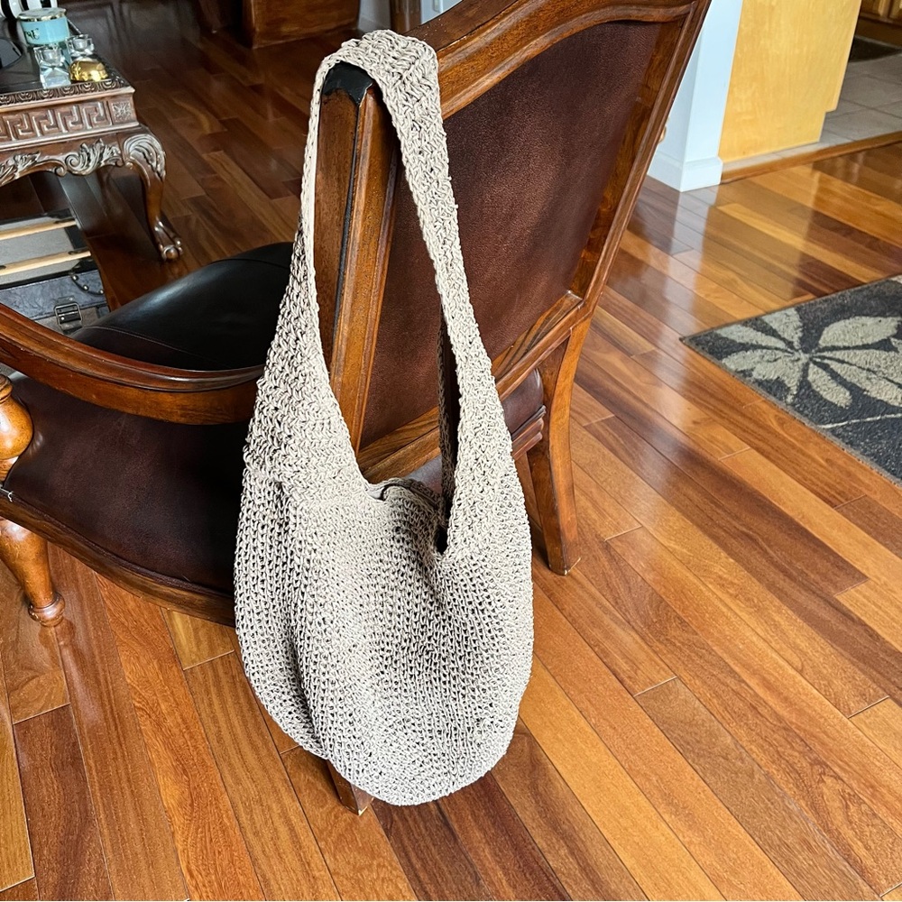 Banana Republic Straw Market Tote Bag - Picture 4 of 8